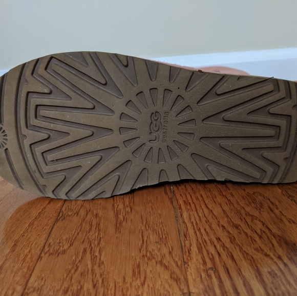 UGGs Classic Tall boots - Picture 3 of 8